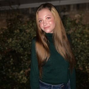 Meet your Posher, Madelyn